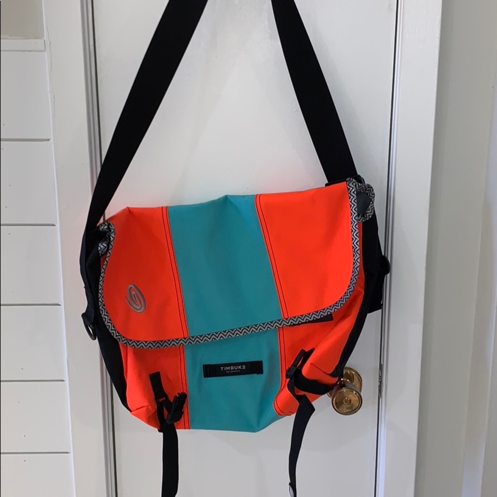 Timbuk2 laptop messenger bag